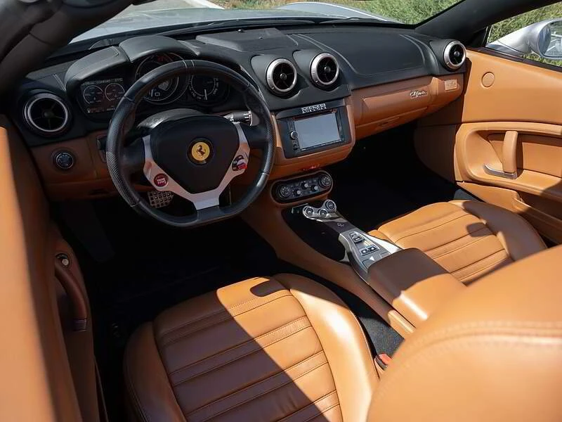 2010 Ferrari California - Image 18 of 19