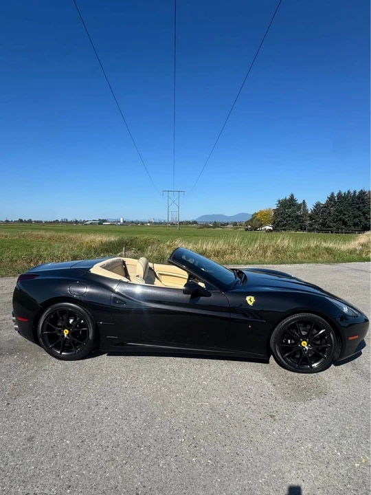 2010 Ferrari California - Image 7 of 9