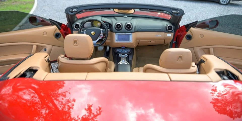 2010 Ferrari California - Image 4 of 6