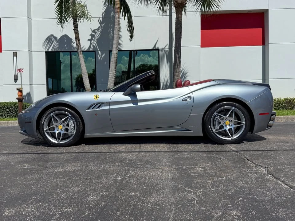 2010 Ferrari California - Image 7 of 16