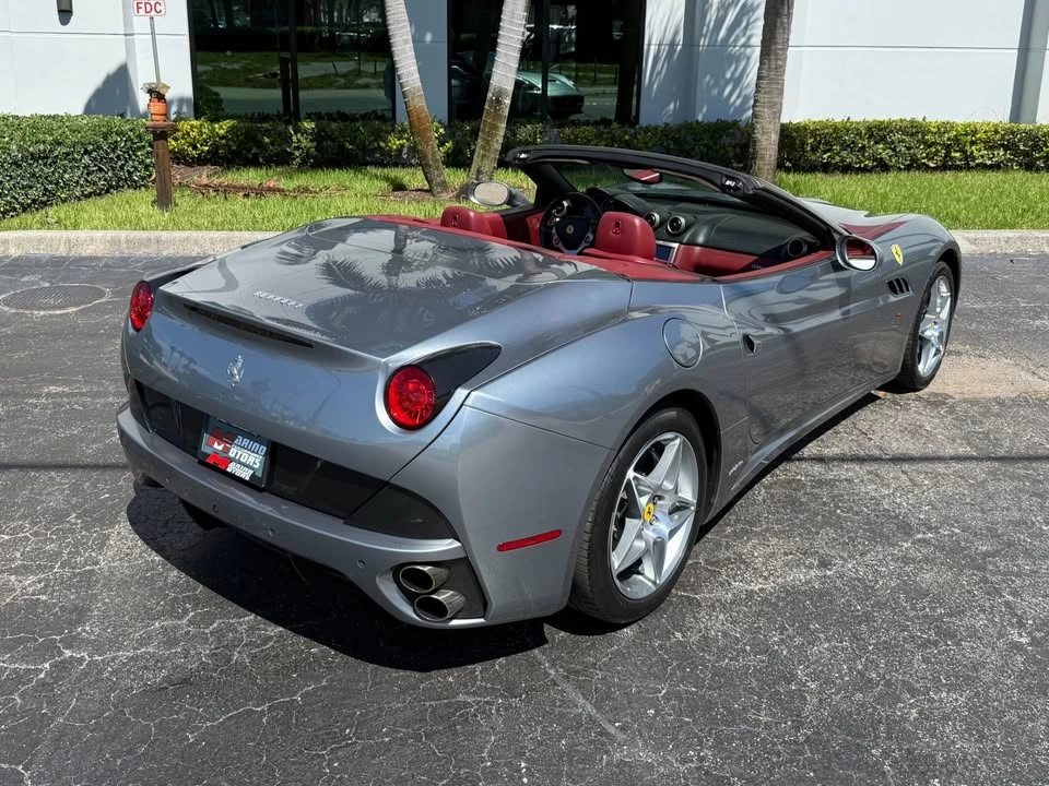 2010 Ferrari California - Image 9 of 16