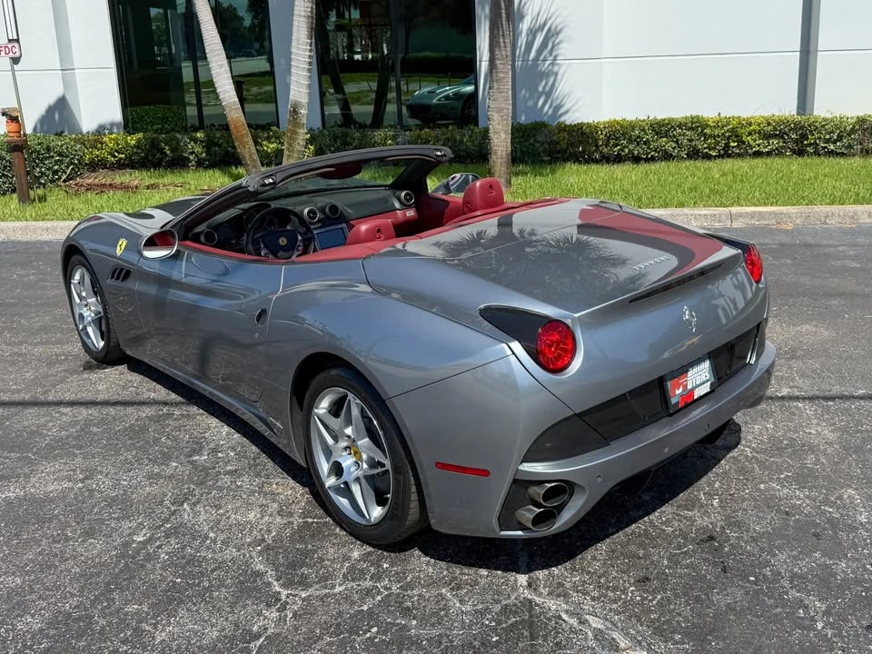 2010 Ferrari California - Image 8 of 16
