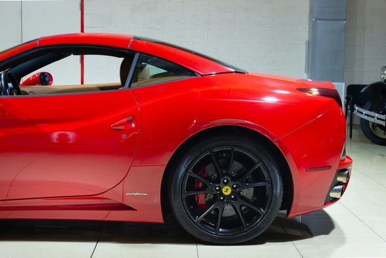 2010 Ferrari California - Image 8 of 20