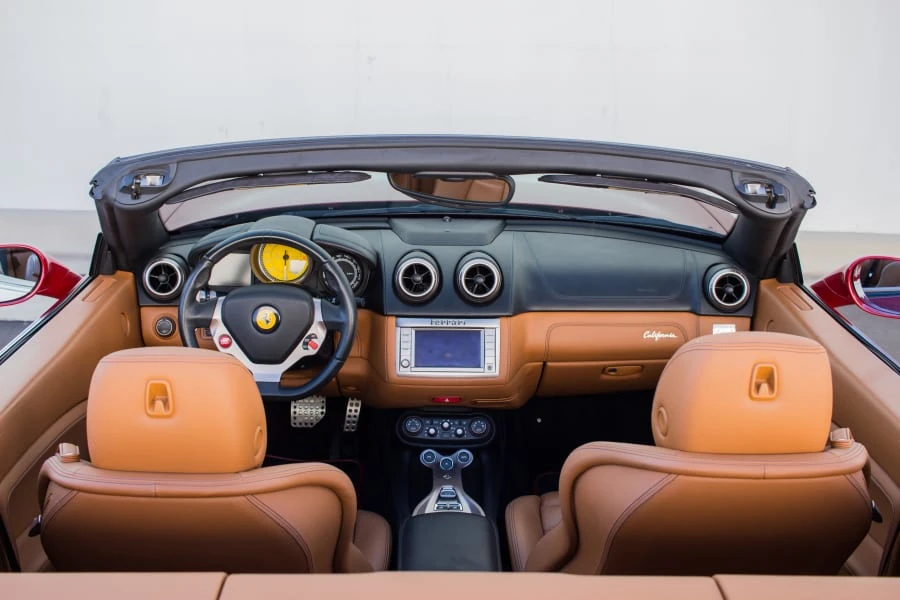 2010 Ferrari California - Image 4 of 5
