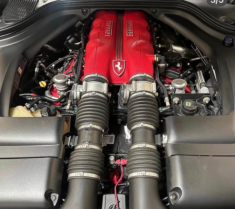2010 Ferrari California - Image 3 of 4