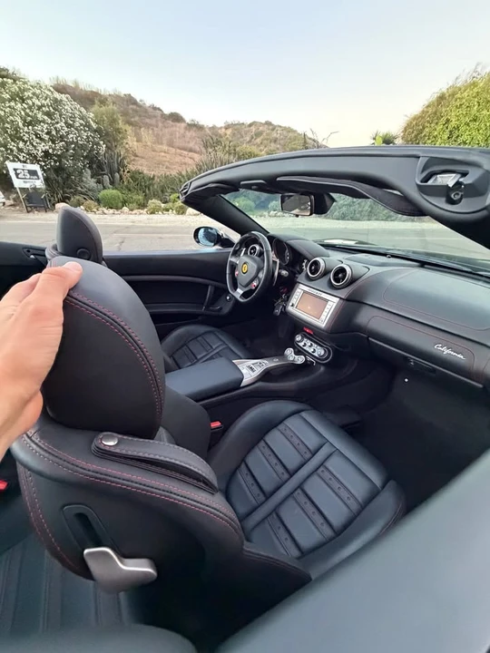 2010 Ferrari California - Image 8 of 18
