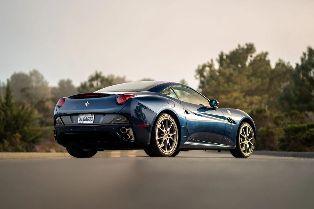 2010 Ferrari California - Image 25 of 31