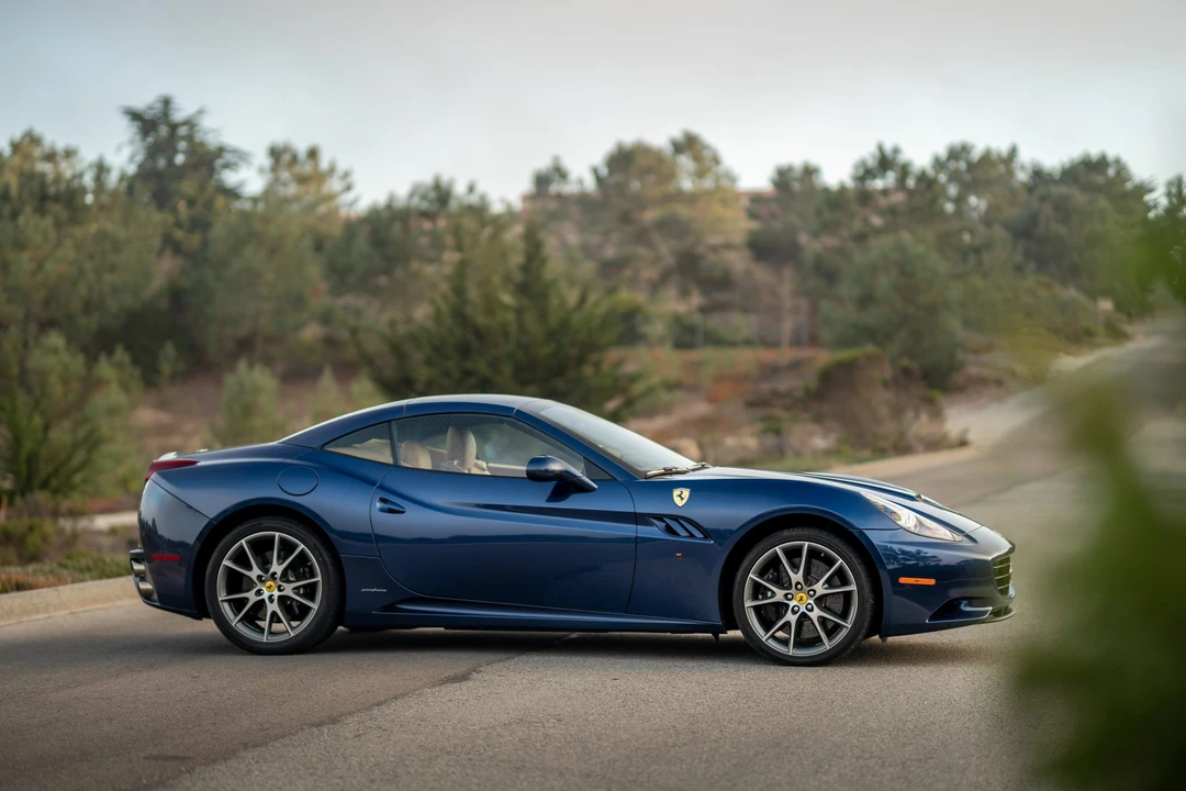 2010 Ferrari California - Image 22 of 31
