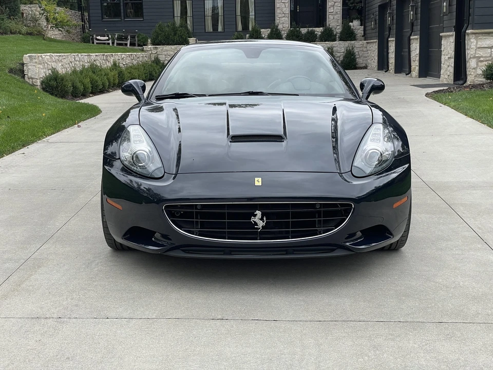 2010 Ferrari California - Image 3 of 31