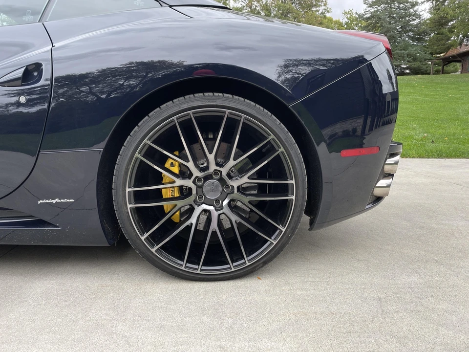 2010 Ferrari California - Image 19 of 31