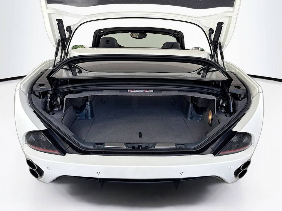2010 Ferrari California - Image 25 of 28