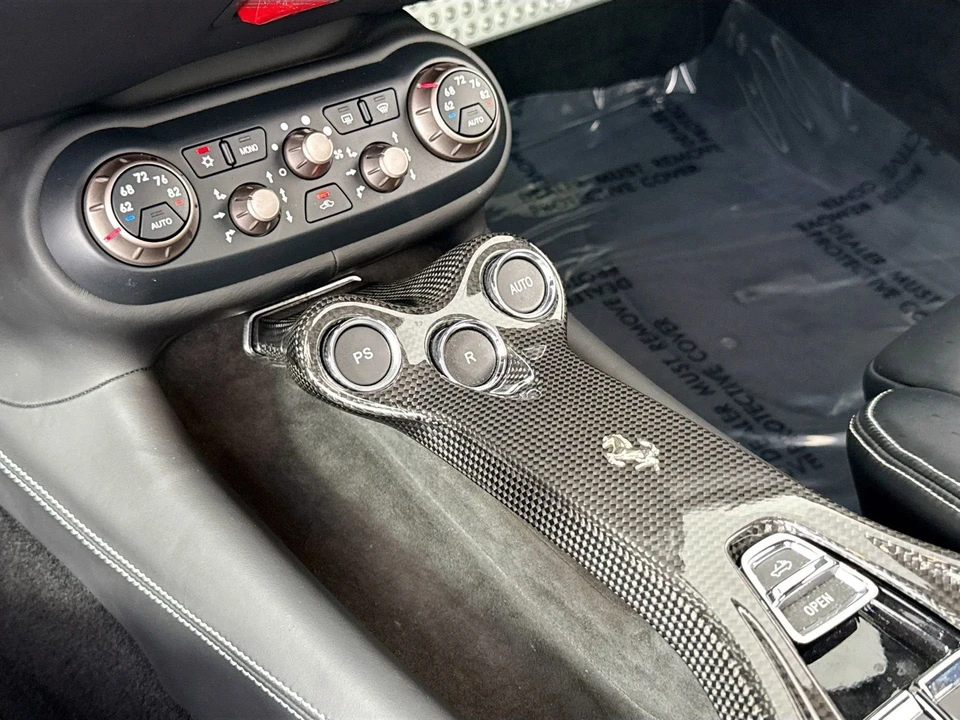2010 Ferrari California - Image 14 of 28