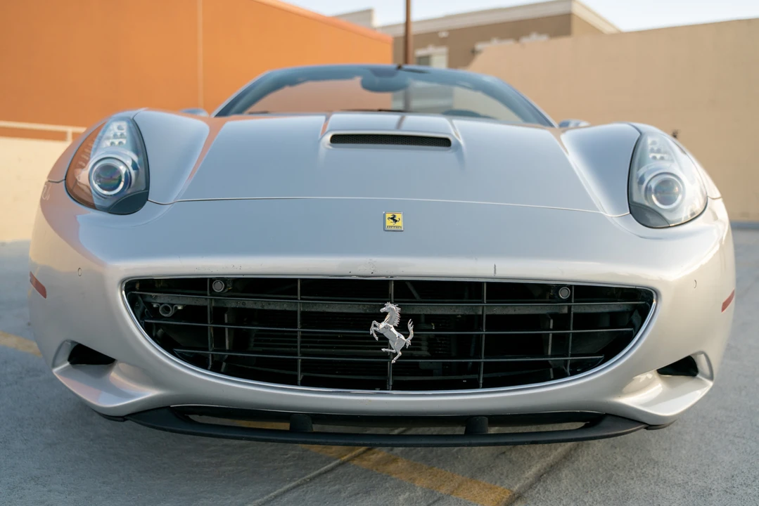 2010 Ferrari California - Image 13 of 31