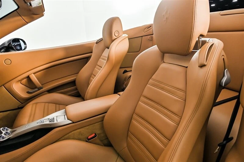 2010 Ferrari California - Image 18 of 31
