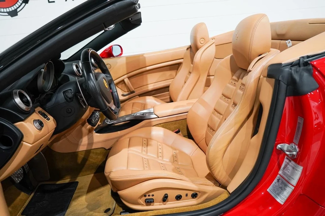 2010 Ferrari California - Image 9 of 21