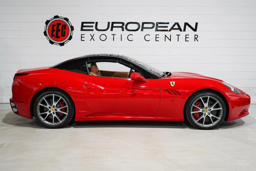 2010 Ferrari California - Image 8 of 21