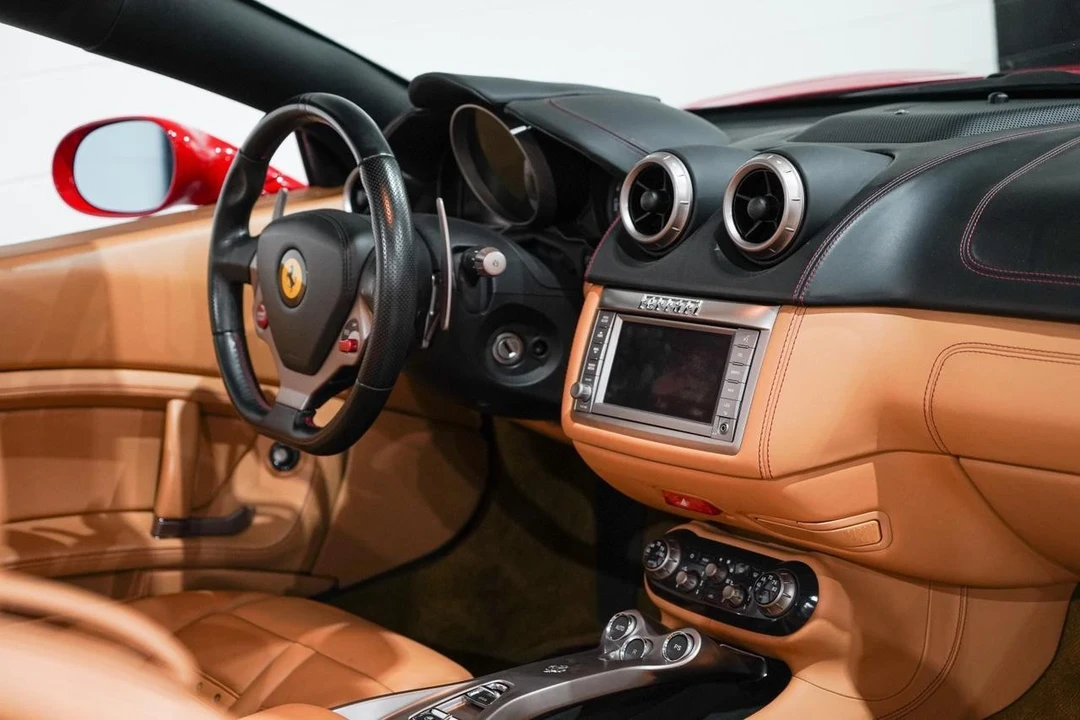 2010 Ferrari California - Image 18 of 21
