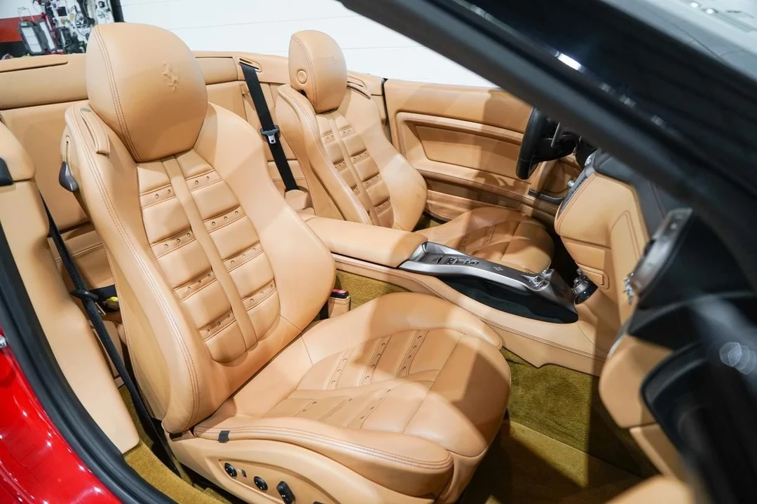 2010 Ferrari California - Image 16 of 21