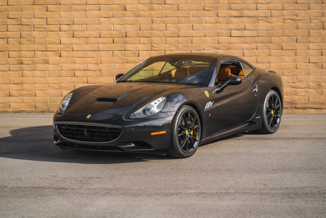 2010 Ferrari California - Image 12 of 31