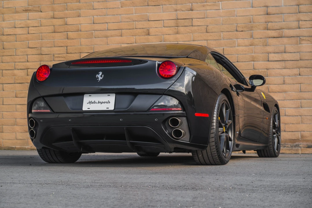 2010 Ferrari California - Image 26 of 31