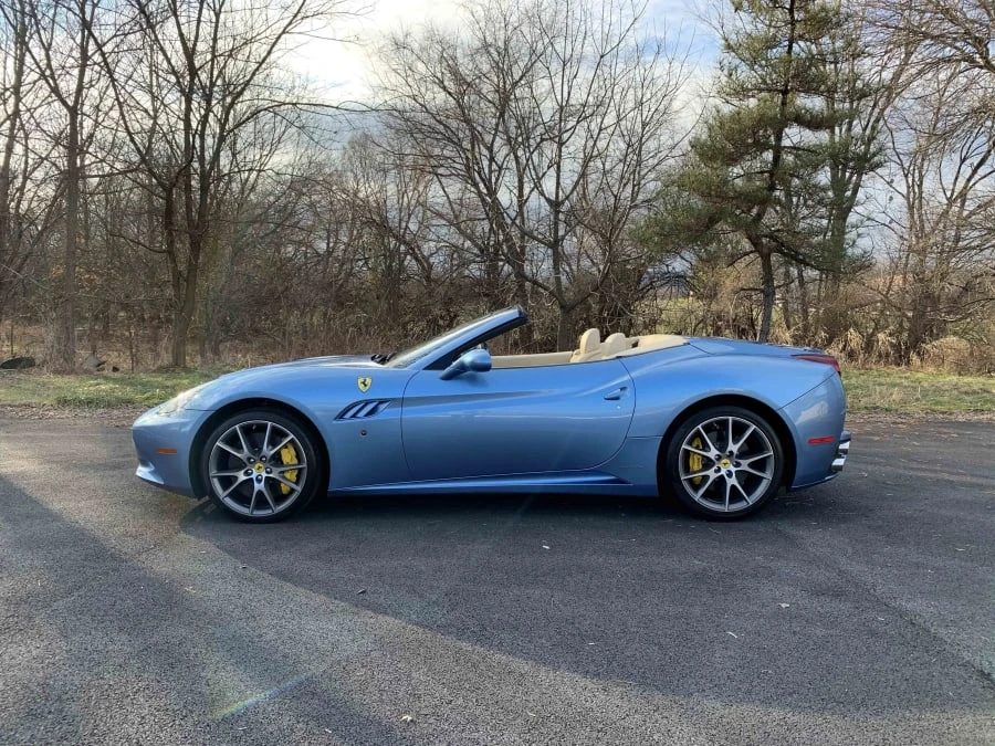 2010 Ferrari California - Image 3 of 9