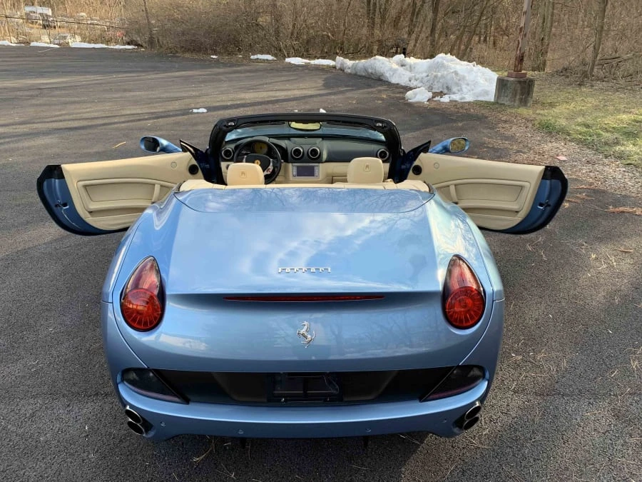 2010 Ferrari California - Image 6 of 9