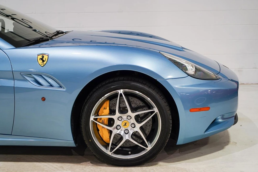 2010 Ferrari California - Image 22 of 31