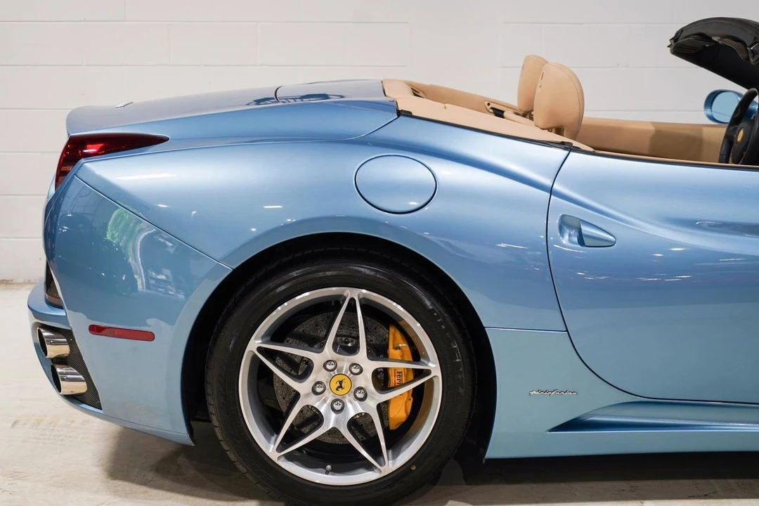 2010 Ferrari California - Image 21 of 31