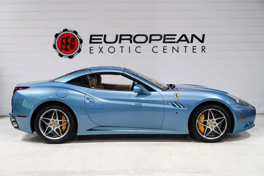 2010 Ferrari California - Image 8 of 31