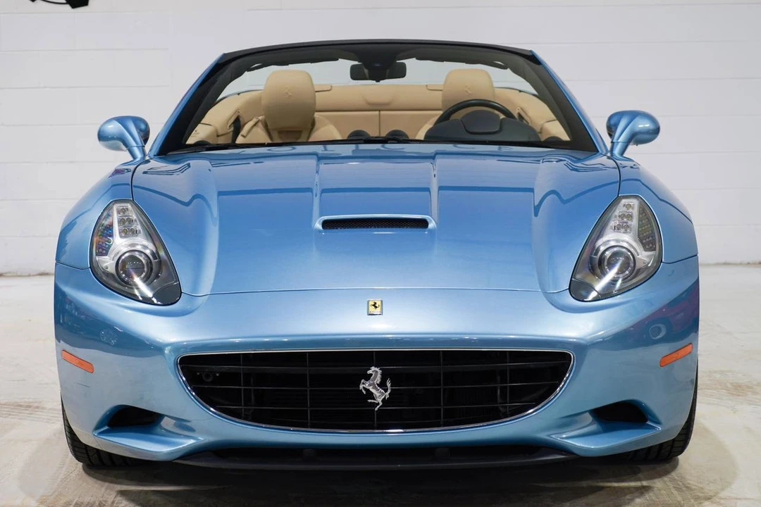 2010 Ferrari California - Image 5 of 31