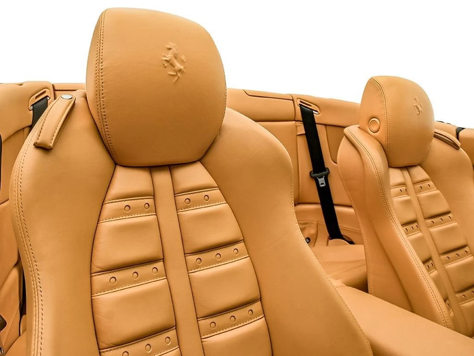 2010 Ferrari California - Image 23 of 31