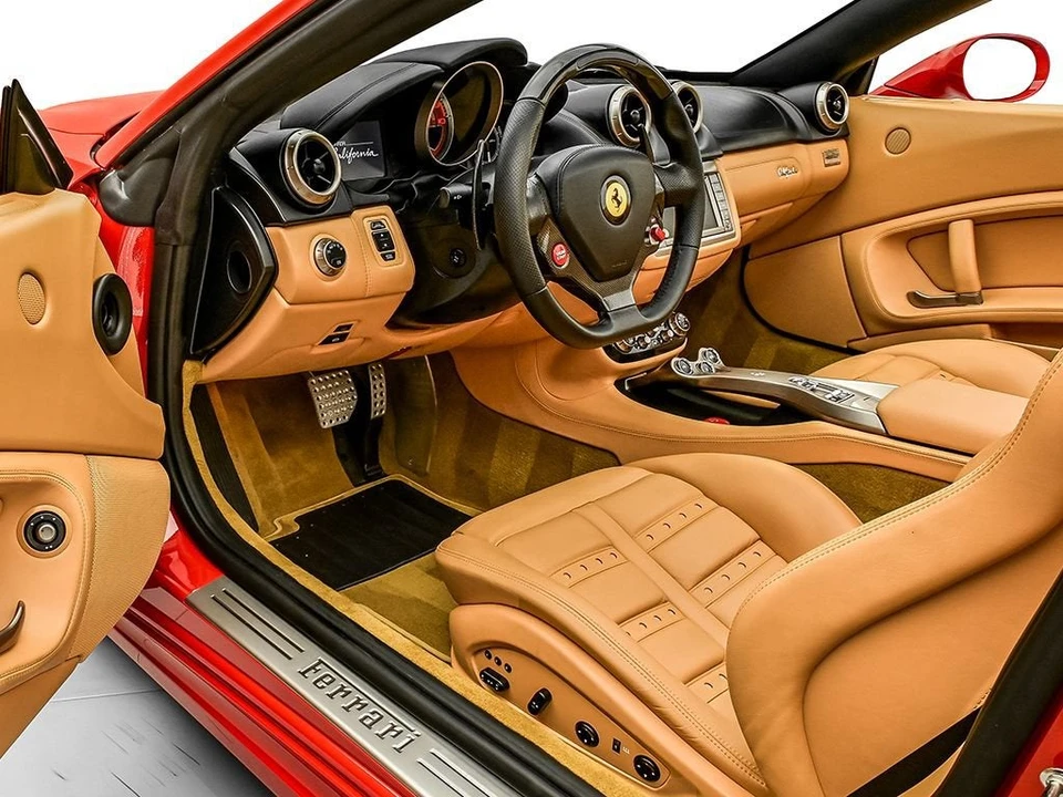 2010 Ferrari California - Image 11 of 31