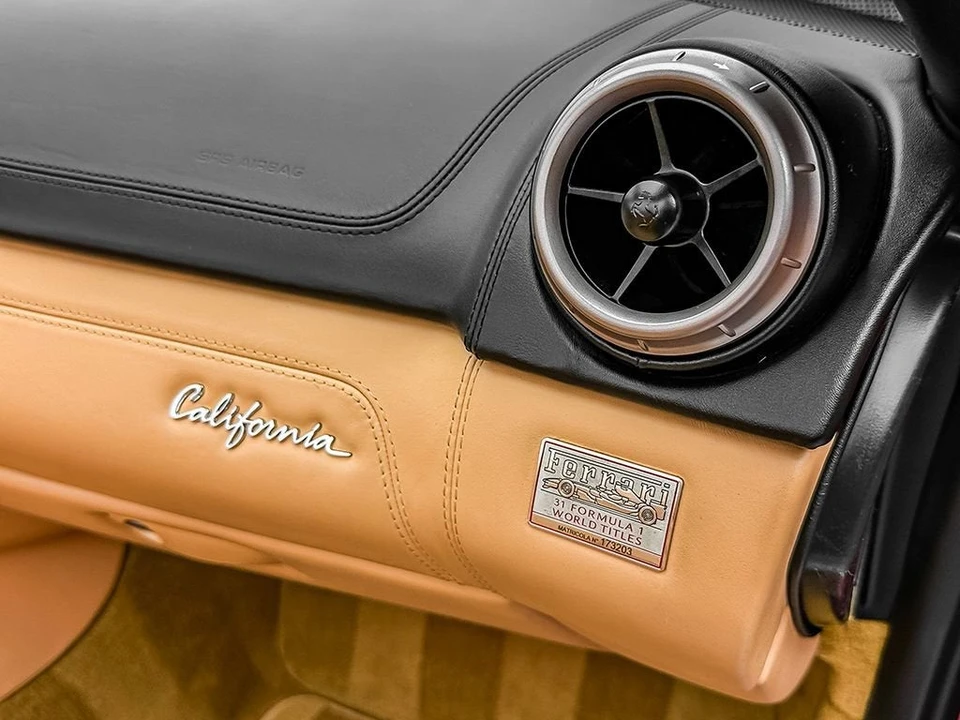 2010 Ferrari California - Image 22 of 31