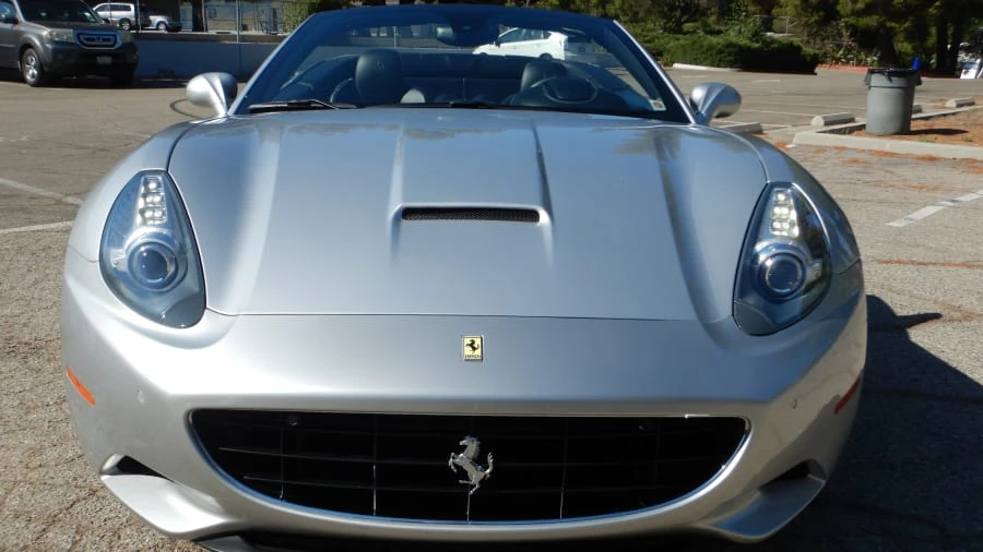 2010 Ferrari California - Image 14 of 17