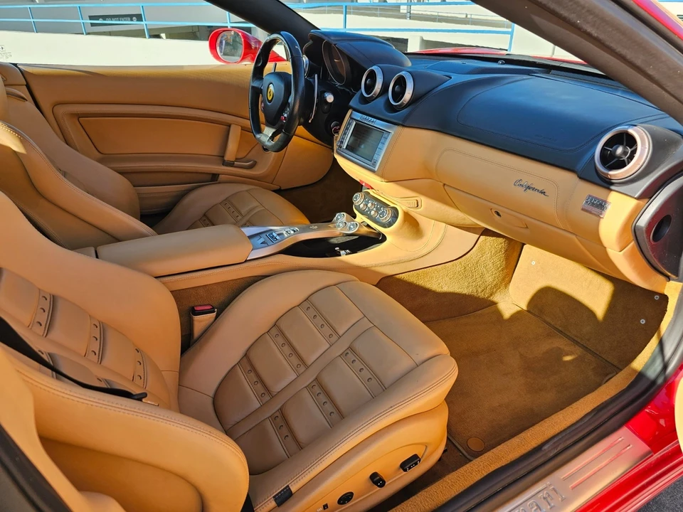 2010 Ferrari California - Image 15 of 21