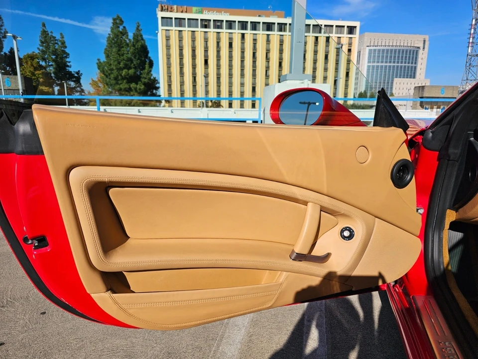 2010 Ferrari California - Image 10 of 21
