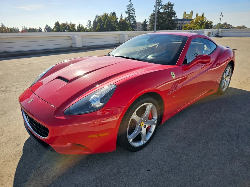 2010 Ferrari California - Image 3 of 21