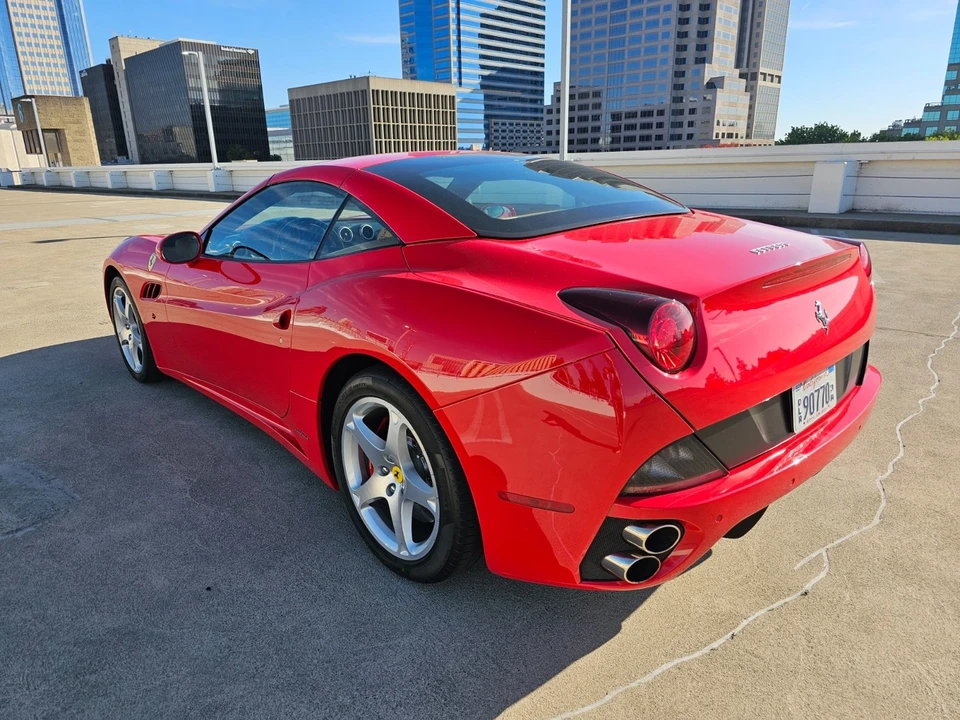 2010 Ferrari California - Image 9 of 21