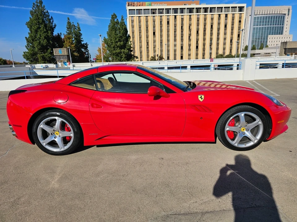 2010 Ferrari California - Image 6 of 21