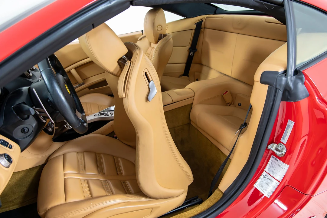 2010 Ferrari California - Image 17 of 31