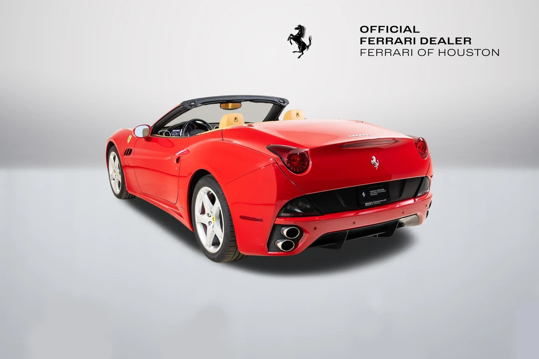 2010 Ferrari California - Image 2 of 31