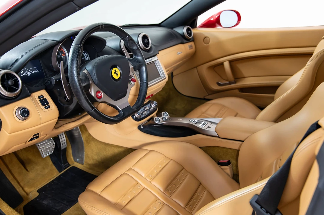 2010 Ferrari California - Image 4 of 31