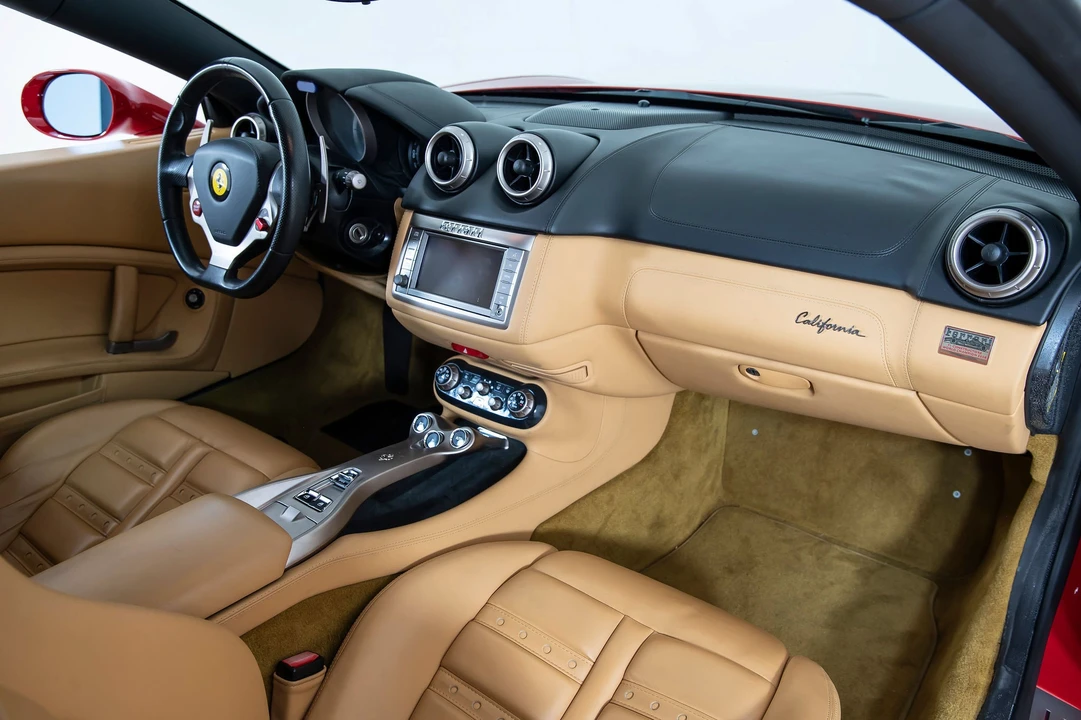 2010 Ferrari California - Image 19 of 31