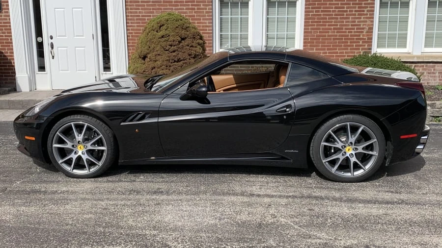 2010 Ferrari California - Image 9 of 10