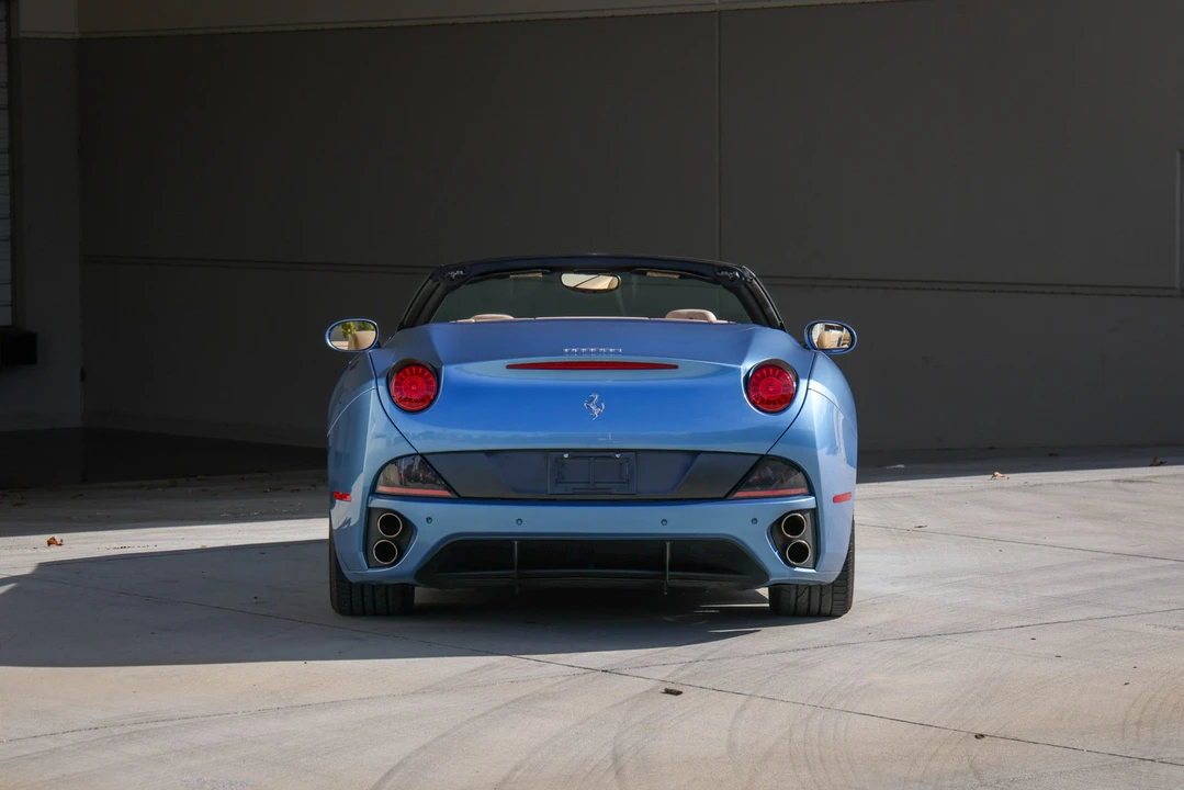 2010 Ferrari California - Image 13 of 31