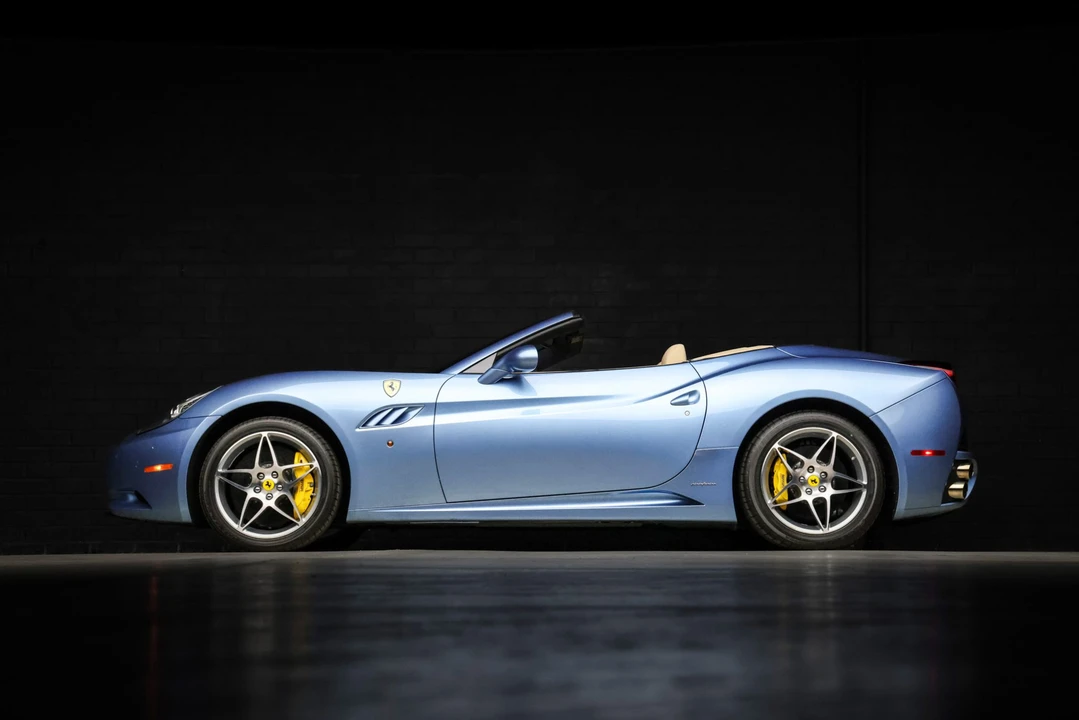 2010 Ferrari California - Image 30 of 31