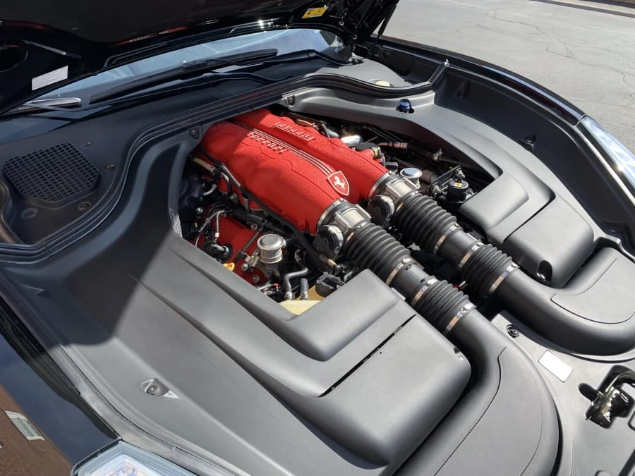 2010 Ferrari California - Image 7 of 10
