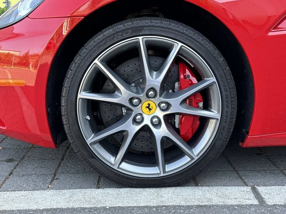 2010 Ferrari California - Image 10 of 31