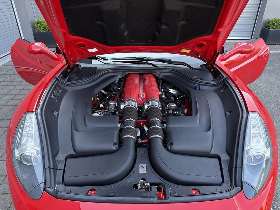 2010 Ferrari California - Image 25 of 31