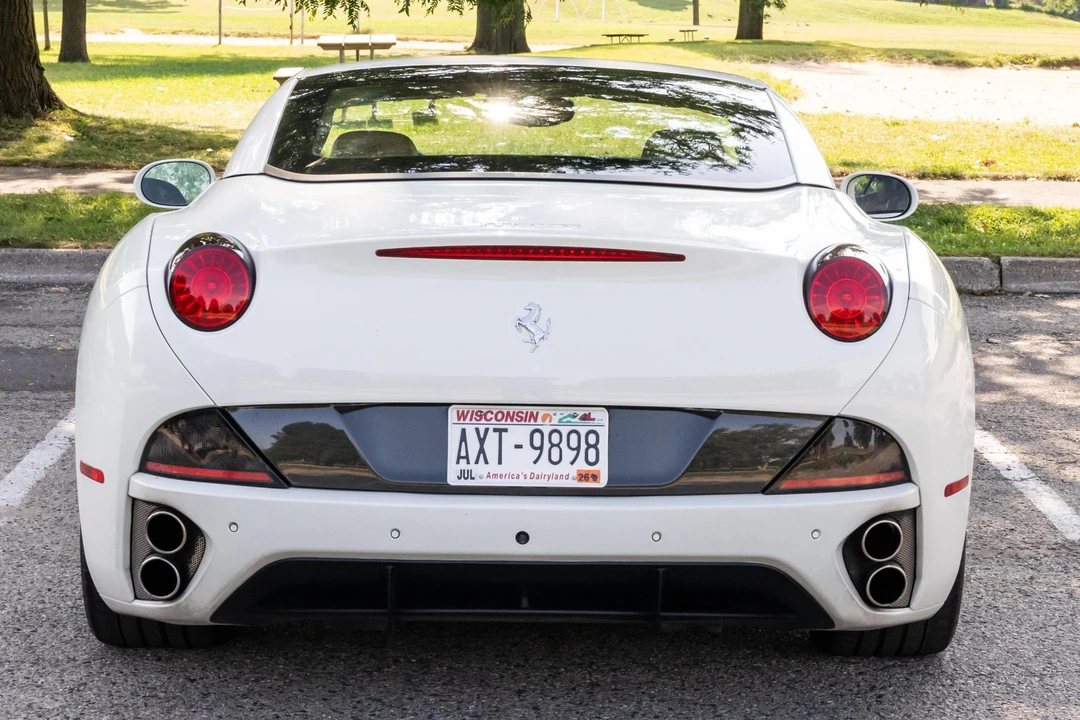 2010 Ferrari California - Image 5 of 31